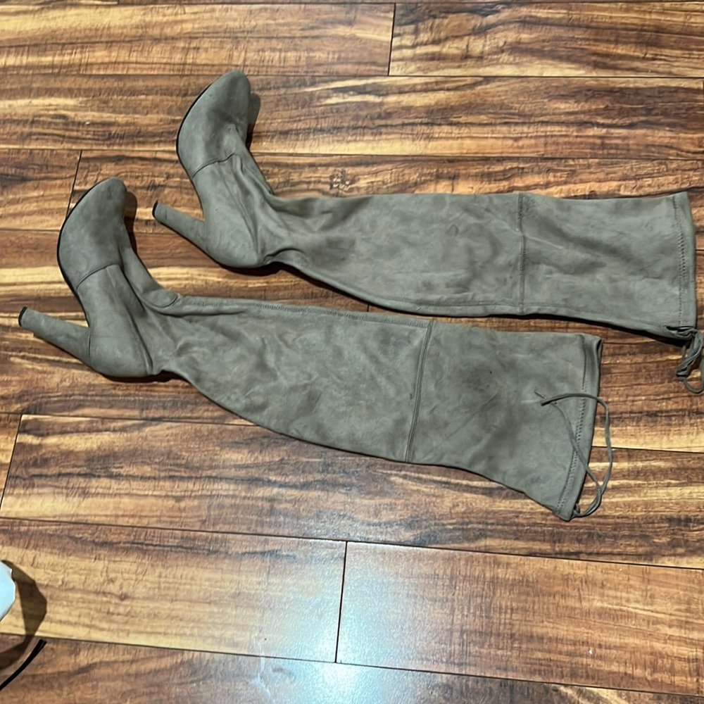 Steve Madden boots